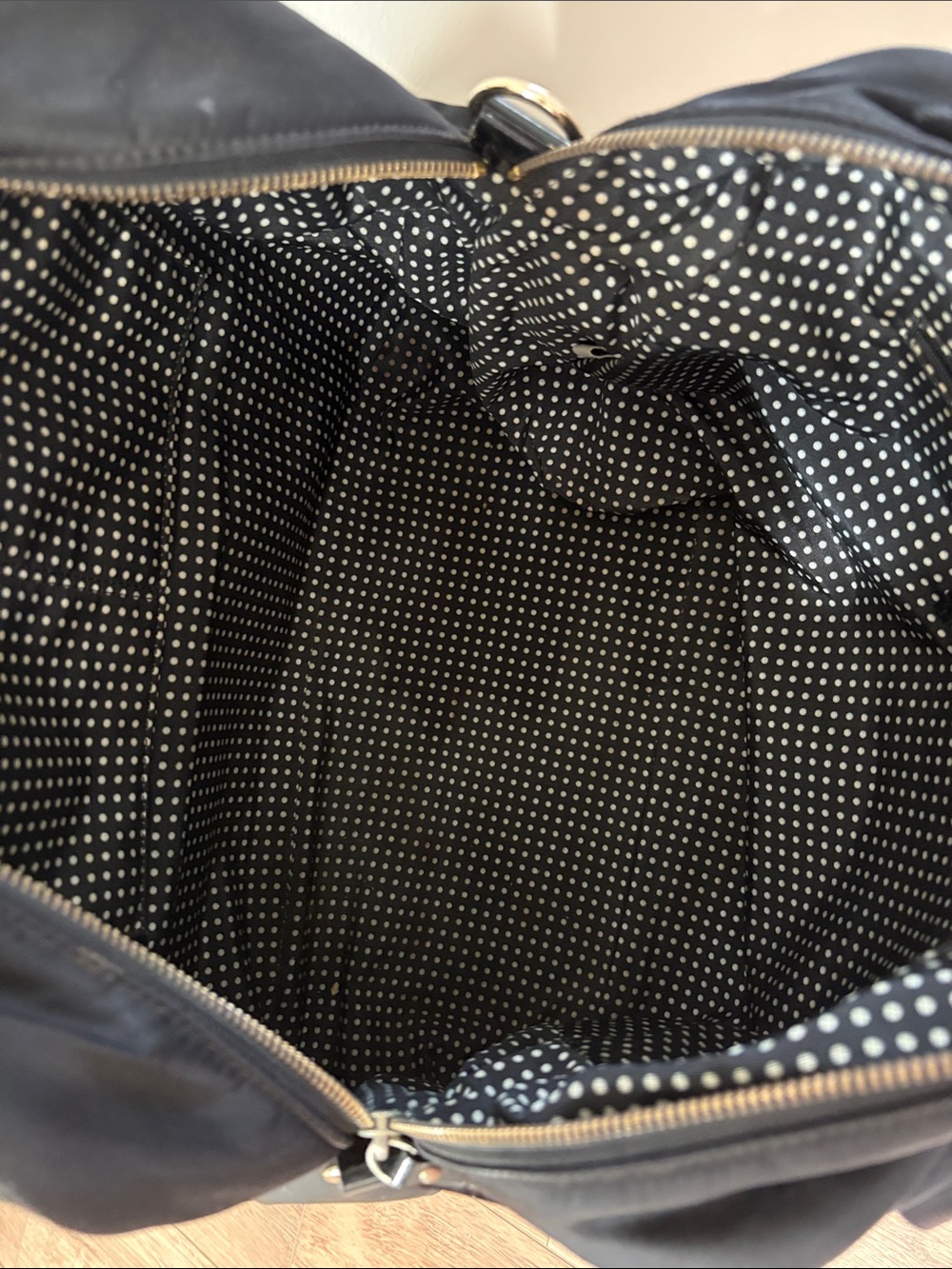 Kate Spade Nylon Tote with Patent Leather Accents & Champagne Gold Hardware 🖤 - Picture 8 of 12